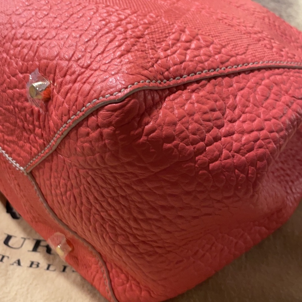 Burberry Signature Grain Check Canterbury Tote - Picture 13 of 16